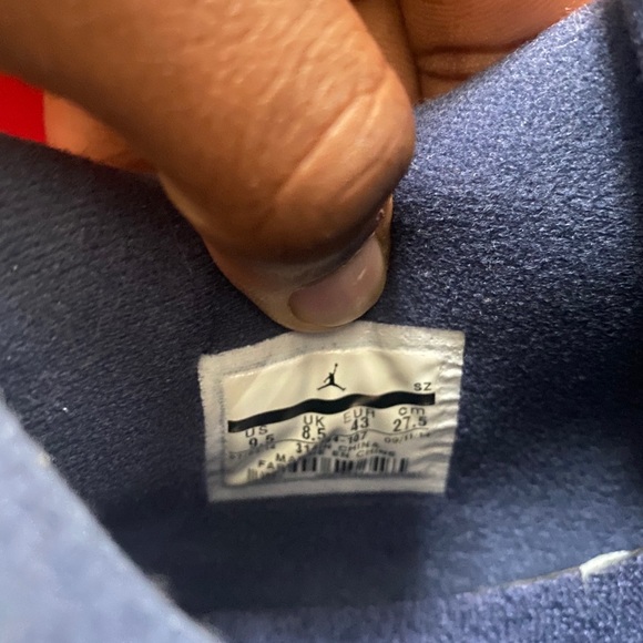 Retro Jordan 4 Columbia - Picture 6 of 8